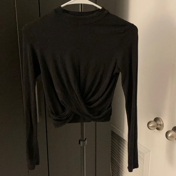 Top - Picture 1 of 1